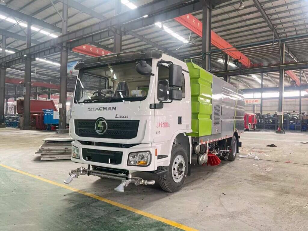 SHACMAN Road Washing & Sweeping Truck