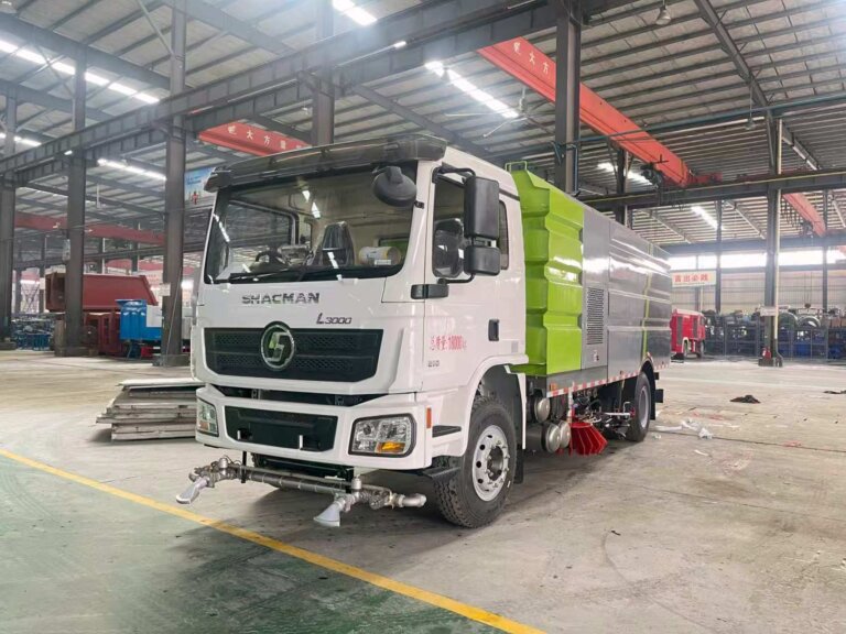 SHACMAN Road Washing & Sweeping Truck