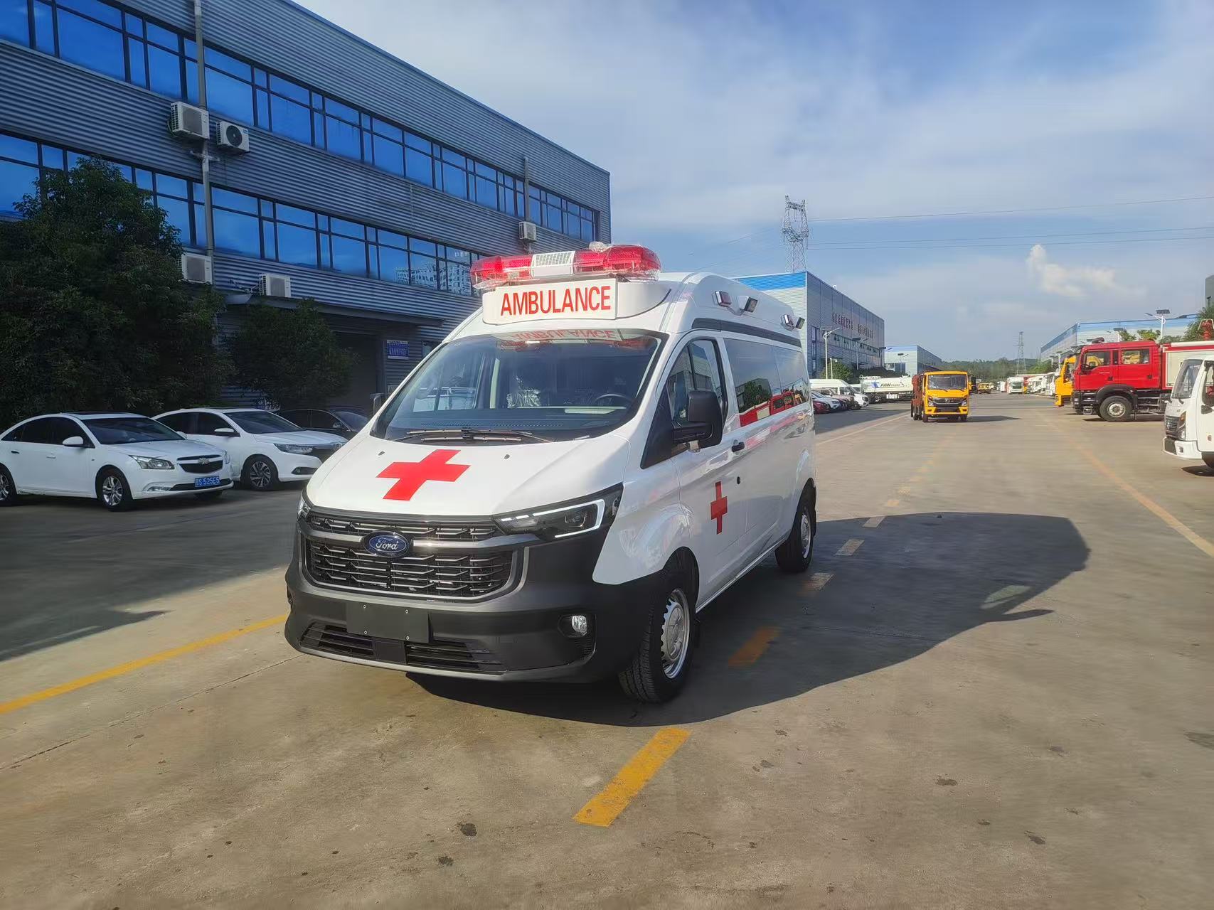 Ford V362 Gasoline Ambulance - Image 3